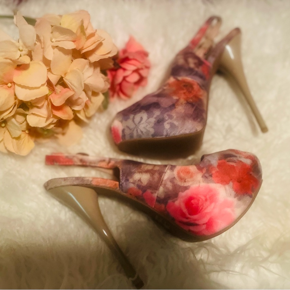 New Venus Floral Heels
